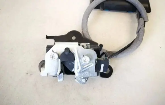 Saab 9-3 Ver2 Seat back rest lock catch 12797235