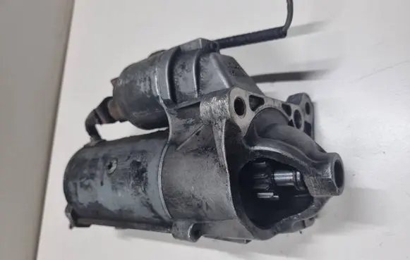 Renault Megane II Starter motor 8200628419B 25A80084AS D7R44