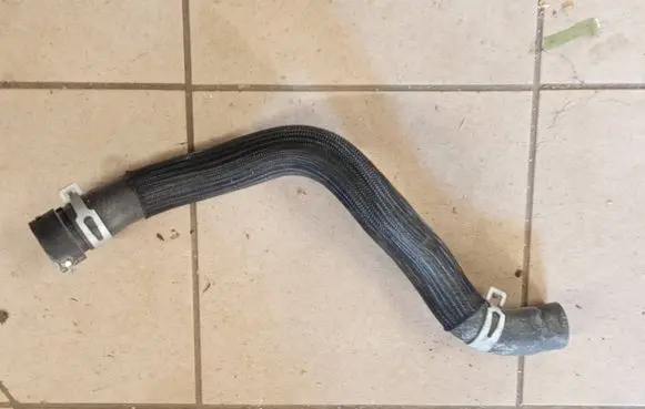 KIA Niro Engine coolant pipe/hose 