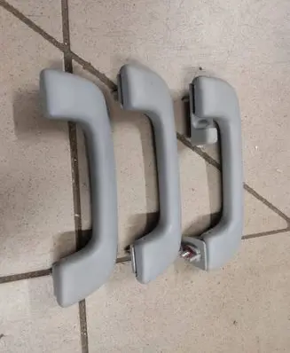 Hyundai Kona I A set of handles for the ceiling 
