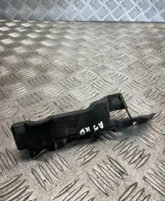 Audi A5 8T 8F Front bumper mounting bracket 8T0807283E 15443