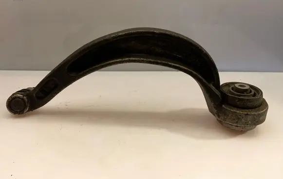 Audi A7 S7 4G Front lower control arm/wishbone 4G0407695