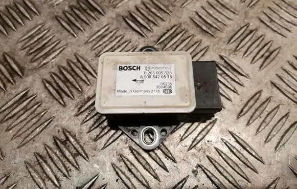 Mercedes-Benz Vito Viano W639 Yaw turn rate sensor 9065420518