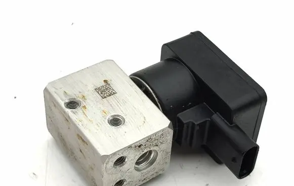 KIA Niro Air conditioning (A/C) expansion valve T416231860 V902111801 EAT10M2004