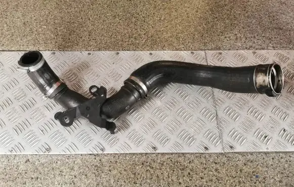 Renault Captur Intercooler hose/pipe 7E144604208R