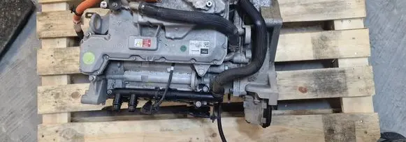 Peugeot 208 Engine 9844835680 9694902280