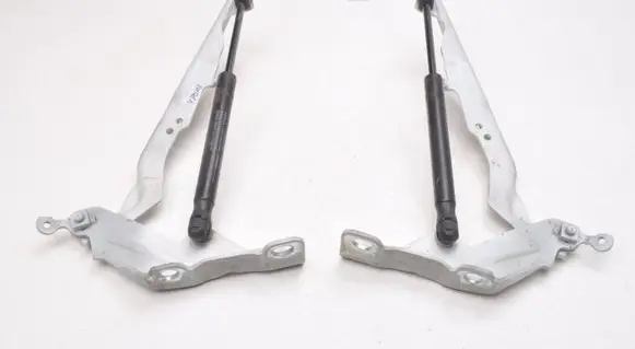 Volvo V70 Engine bonnet/hood hinges 