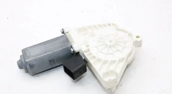 Mercedes-Benz E C207 W207 Front door window regulator motor A2078200542