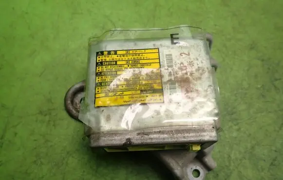 Toyota Celica T230 Airbag control unit/module 8917020150