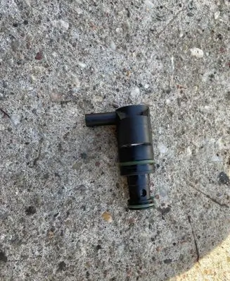 Skoda Superb B8 (3V) Oil pressure sensor 05L906455K