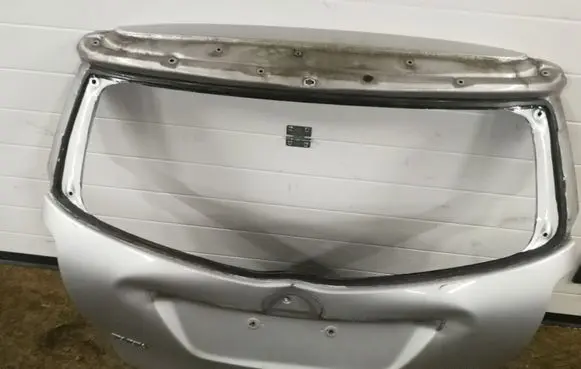 Toyota Verso Tailgate/trunk/boot lid