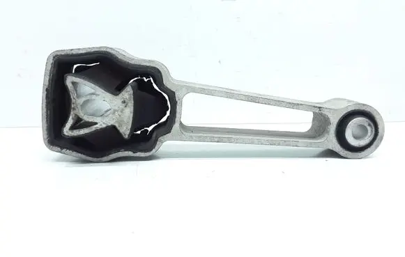 Volvo S60 Engine mount bracket 31430441