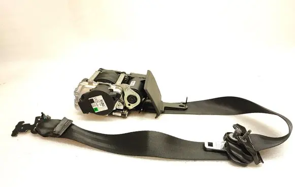 Volvo XC90 Front seatbelt 31675238