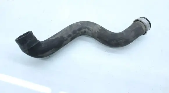Mercedes-Benz E W211 Engine coolant pipe/hose A2115018582