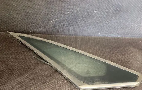 Ford Galaxy Front triangle window/glass AS2M3250DOT682 43R001605