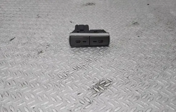 Ford S-MAX Windscreen/window heater switch 18K574