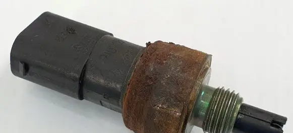 Mercedes-Benz CLK A209 C209 Air quality sensor A2038300372