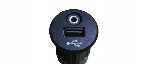 Nissan Juke I F15 USB socket connector 28023BH00A