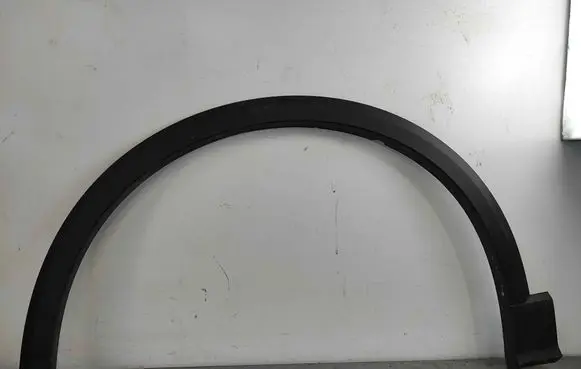 Front arch trim
