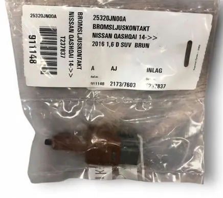 Nissan Qashqai Brake pedal sensor switch 25320JN00A