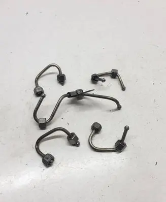 Suzuki Grand Vitara II Fuel injector supply line/pipe 