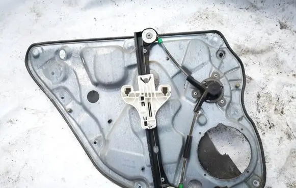 Volkswagen Polo III 6N 6N2 6NF Sliding door window regulator with motor 6q6839756