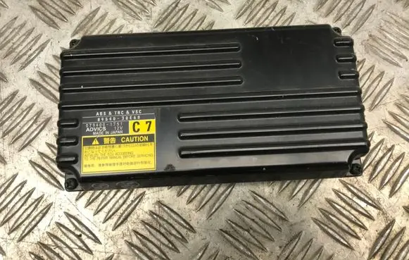 Lexus GS 250 350 300H 450H Other control units/modules 8954030E60