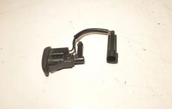 BMW X3 E83 Windshield washer spray nozzle 7110851
