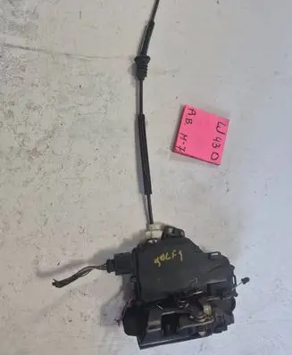 Volkswagen Golf IV Front door lock 3B1837015A