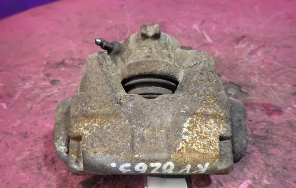 Renault Fluence Front brake caliper