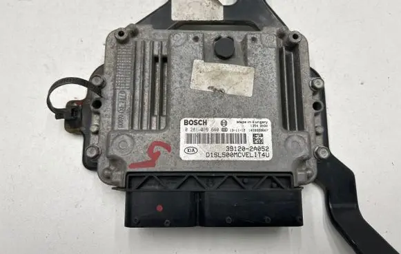 KIA Sportage Engine control unit/module 391202A052 1039S59667 0281019640