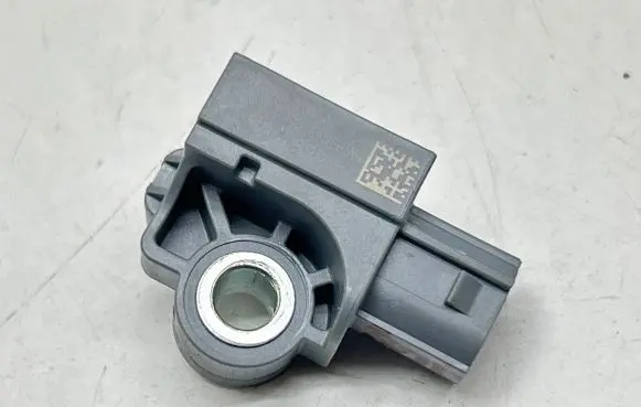 Hyundai Tucson TL Airbag deployment crash/impact sensor 95920B4000 A7051137899 03292017MN