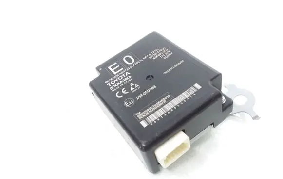 Toyota C-HR I Immobilizer control unit/module 897B0F4010