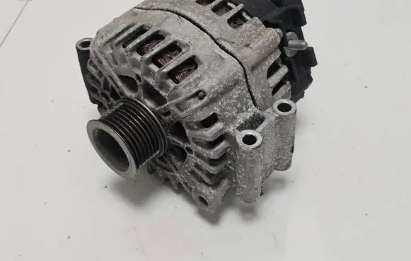 BMW X5M E70 Generator/alternator 7603779 2610250D FG23S043