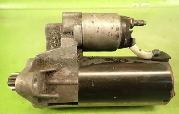 Volkswagen PASSAT B6 Starter motor