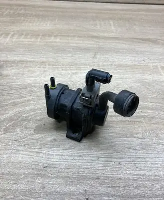 Opel Zafira A Vacuum valve 09128022