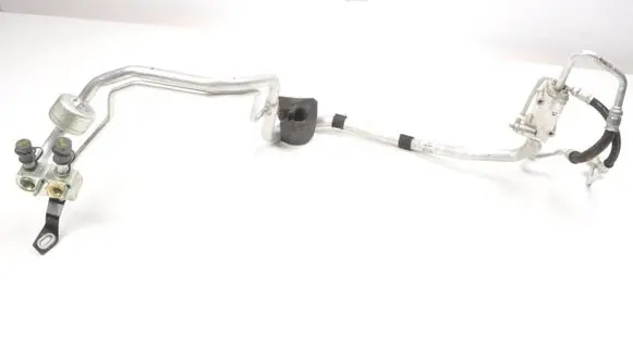 Volvo XC90 Air conditioning (A/C) pipe/hose 31694057