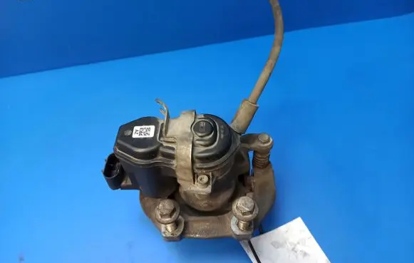 BMW X4 F26 Rear brake caliper 4220
