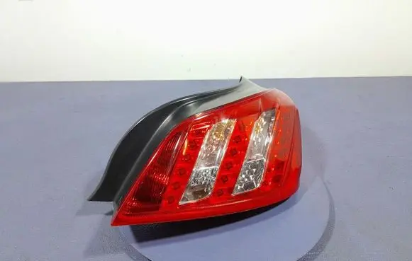 Peugeot 508 RXH Rear/tail lights 9686293680
