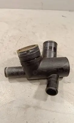 Jaguar XE Engine coolant pipe/hose W5848