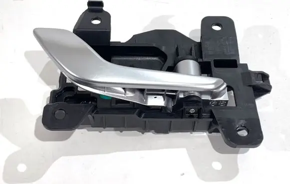 Hyundai Kona II Front door interior handle 82623BE010