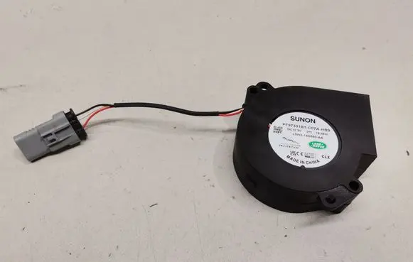 Land Rover Defender Hybrid/electric vehicle battery fan L9W314D550AA