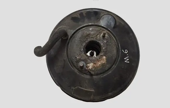 Mazda 6 Brake booster C0504000