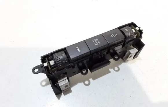 ESP (stability program) switch