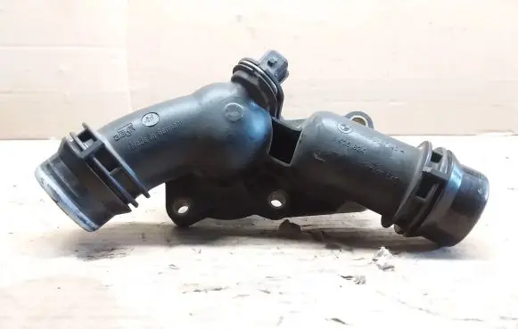 Thermostat/thermostat housing