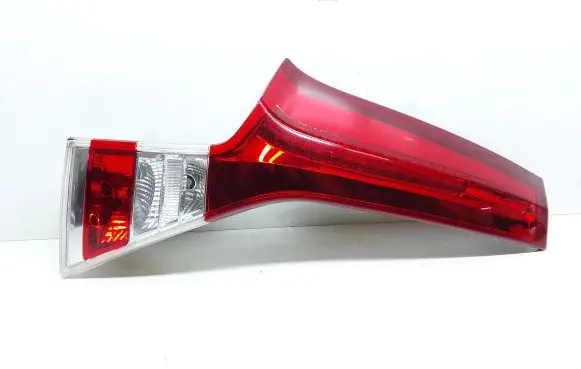 Volvo V70 Tailgate rear/tail lights