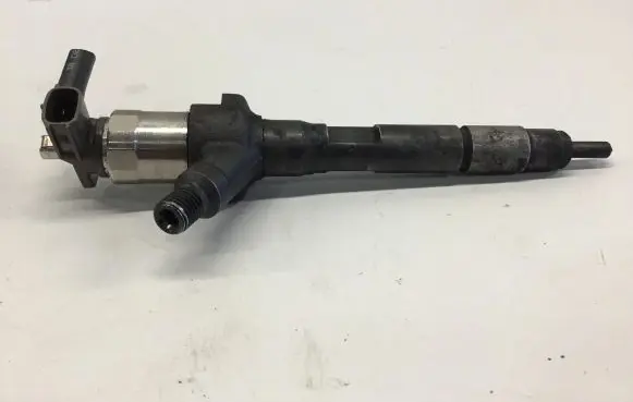 Mazda 6 Fuel injector 13H50