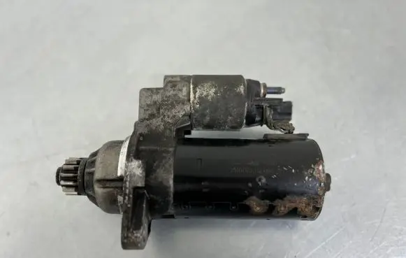 Volkswagen PASSAT B7 Starter motor 02M911024 0001153009