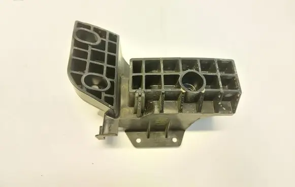 Ford Ranger IV Fender mounting bracket