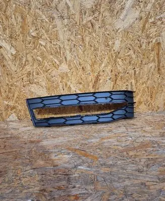 Skoda Superb B8 (3V) Front bumper lower grill